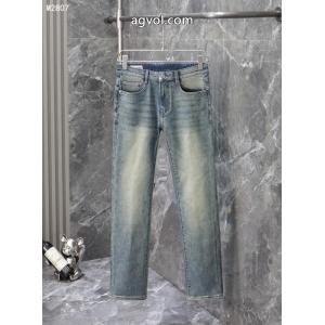 MONCLERコピー ブランド 通販完売目前2026SSコレクションに新着ジーンズ