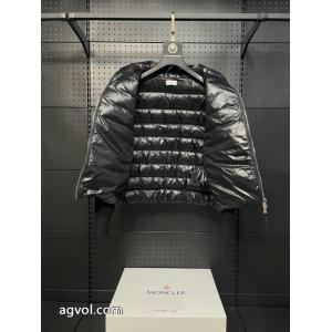 MONCLERコピー 品 販売ダウンジャケット速達便発送注目ブランドは2026最新