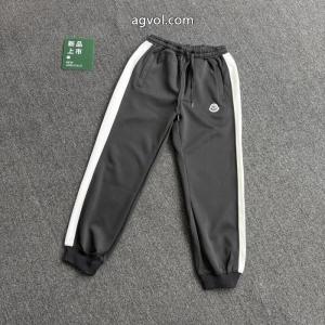 moncler早秋の最新スポーツカジュアルカップルスーツセット