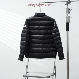 MONCLERライトカップルスタンドカラーダウンジャケット