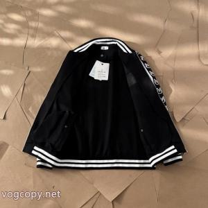 高品質MONCLERの新秋冬メンズコートファッションに色をぶつけた男性コート