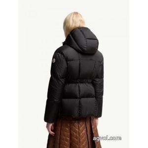 ダウンジャケットMONCLER素敵なデザイン 激レアモデル 秋先に重宝激安 通販 ブランド