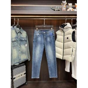 ジーンズブランド コピー 販売冬のコーデにぴったり 人気セール250%新品 最高級MONCLER