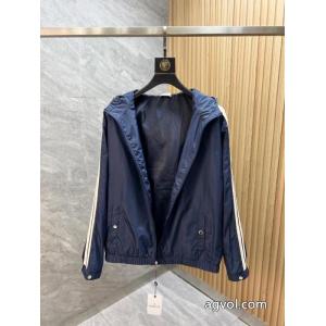 透け感優しい 品良くおしゃれ 有名モデル愛用アイテムブランド コピー s 級MONCLERジャケット