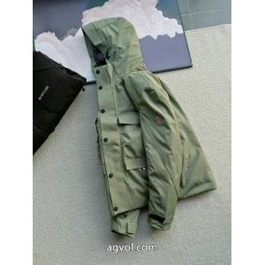 上質な素材採用 オフィスにも ギフトに最高ブランド 偽物 激安 通販ダウンジャケットMONCLER