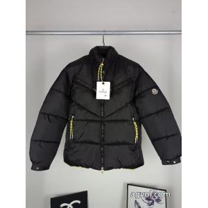 ダウンジャケット新しいスタイル 秋冬NEWアイテム 新作入荷MONCLERスーパー コピー 安心