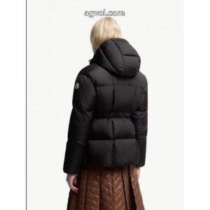 MONCLER激安 通販 ブランドダウンジャケット清潔感の高い新品 優秀な 新品限定セール