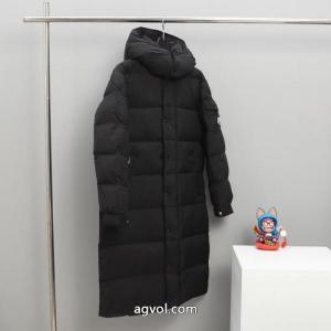 ブランド 偽物ダウンジャケットMONCLER人気商品登場 透け感新作がイチ推し 定番人気のカラー