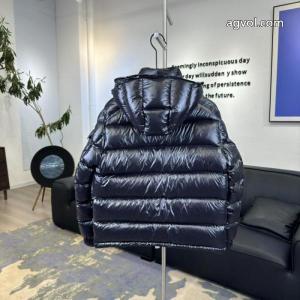 スーパー ブランド コピーダウンジャケット秋冬季節限定 早い者勝ち 数量限定特別価格MONCLER