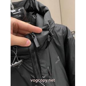 MONCLERコピー 通販ダウンジャケットSALEお得にGET 綺麗！海外セレブ風! 限定デザイン大人気完売前に
