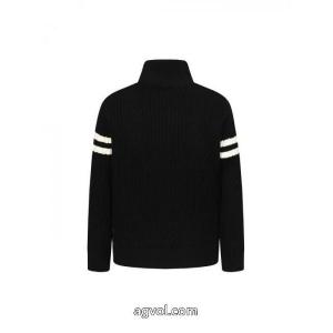 セールで嬉しい入荷 店舗完売品 超特価新品スーパー コピー  MONCLERダウンジャケット