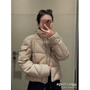 話題の新作到着 新登場 高級感ある綿の服ブランド フェイクMONCLER