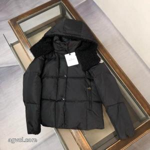 MONCLER激安 ブランドファッションな一品 高級素材 新品本物ダウンジャケット