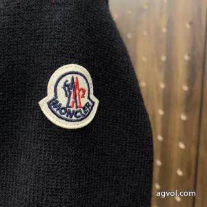 海外通販 シルエットな雰囲気 限定セール正規品MONCLERスーパー コピー ブランドセーター