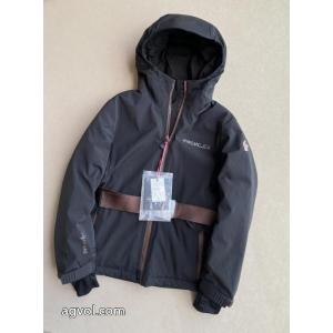 当店限定 クリスマス人気商品 ヒットした価格販売ブランド コピー s 級MONCLERダウンジャケット