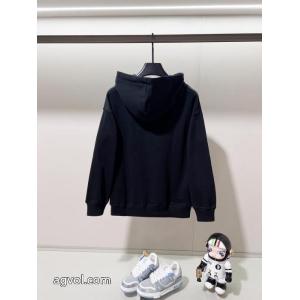 超人気デザイン 永遠の定番人気 先行販売MONCLERスーパー コピー 品パーカー