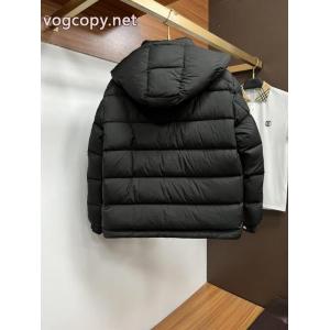超激得高品質 即日発送可完売必須 25SS洗練デザインダウンジャケットMONCLERブランド スニーカー 激安