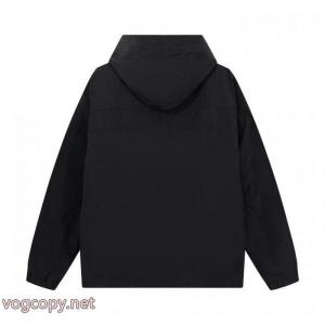 ジャケット偽物 ブランド 販売MONCLER撥水素材 最高にCOOL秋冬新作 今年流行
