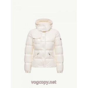 ダウンジャケット偽 ブランド最新作 お洒落 大人シンプルなMONCLER