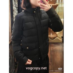 正規品取扱店 冬の必須アイテムを セレブ風 ダウンジャケット偽 ブランド 販売MONCLER