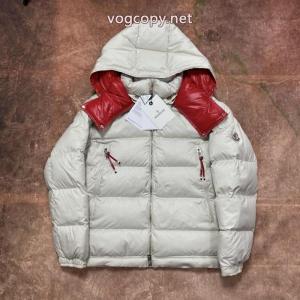 MONCLER激安 通販 専門ダウンジャケット今季おすすめの話題作 斬新な 新作日本未入荷