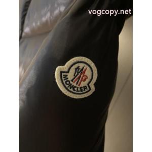MONCLERダウンジャケット希少入荷 お買得 人気セール250%新品ブランド 偽物 激安 通販