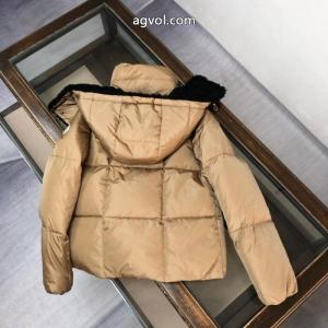 ダウンジャケット数量限定SALE 財布 スーパーコピー 通販 2026秋冬MONCLERコピー 品 ブランド