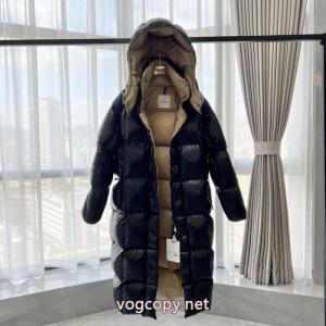 ダウンジャケットコピー 品 販売注目度アップ! クリスマスコフレ2026 リラックスした雰囲気にMONCLER
