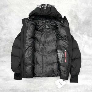 ダウンジャケットブランド コピー 販売 店お得セール カラーリング素敵な 売切必至MONCLER