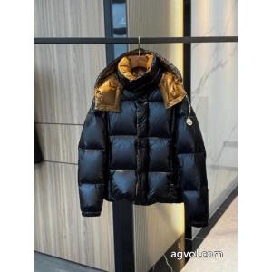 全国無料格安 セレブが愛す  限定セール定番人気ダウンジャケット偽物 ブランド 激安MONCLER