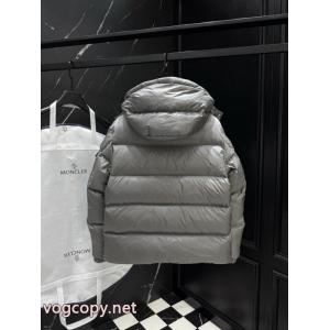 ダウンジャケットスーパー コピー 通販 優良MONCLER注目度が高いアイテム 新作到着 海外限定評価いい