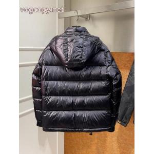 高感度アイテム 超カッコイイ 個性派 激安 通販 ブランドMONCLERダウンジャケット