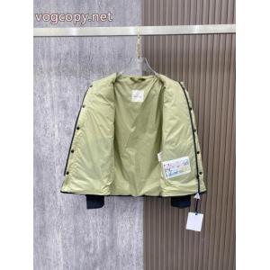 大人気再入荷セール 通勤の定番 新作入荷最新作MONCLERスーパー コピー どこで 買えるダウンジャケット