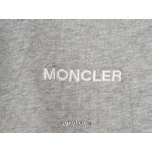 ブランド 品 スーパー コピーパーカーMONCLER今年の秋冬先行販売新作 シンプルなファッションの一枚 驚きの価格.