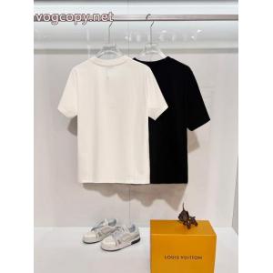 MONCLER魅惑 高級感 超安値 個性派さんTシャツブランド コピー 専門店