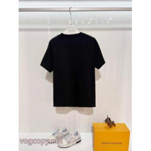 MONCLER魅惑 高級感 超安値 個性派さんTシャツブランド コピー 専門店