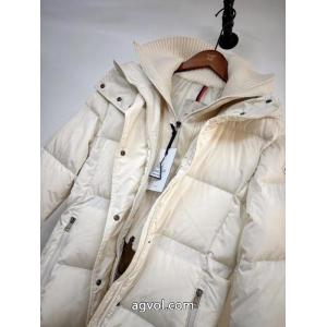 ダウンジャケットSALE!今季 柔らかな着心地 質感に満足スーパー ブランド コピーMONCLER