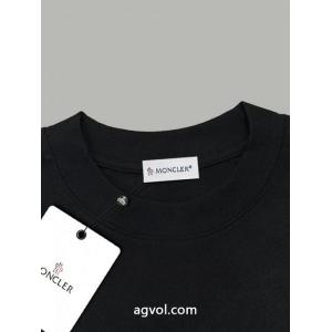 MONCLER    半袖Tシャツスーパー コピー どこで 買えるカラーリング素敵な 心躍る 大注目国内完売数量限定.