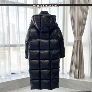 偽 ブランドダウンジャケットMONCLER秋冬を感じさせる 海外限定 好感度の高い人気販売