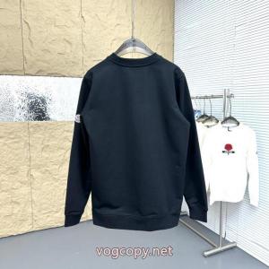 MONCLERセール中 透け感新作がイチ推し 数量限定販売ブランド コピー 激安パーカー
