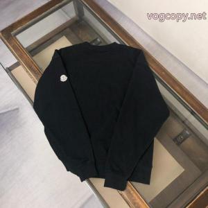 MONCLER最旬のファッション 2026年秋の新作コレクション 格安通販偽物 通販パーカー