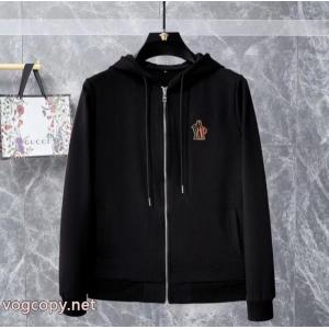 MONCLER耐久性に優れ 2026限定新作 カップルで共有したいセットコピー ブランド 優良
