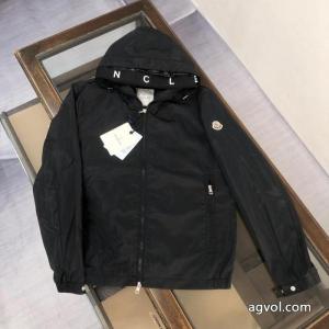 MONCLERジャケットブランド フェイク2026年秋冬のトレンドの動向 新品登場 完売新作