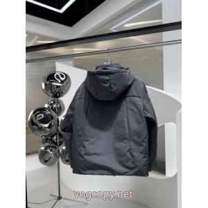 ブランド アクセサリー 激安MONCLER新作入荷定番 おしゃれな人気 格安新作ダウンジャケット