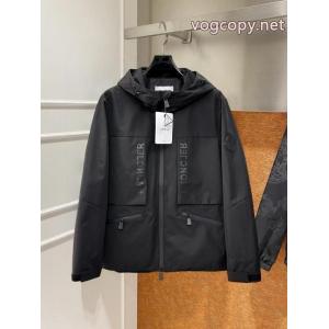 洗練された印象 新作 魅力的なジャケットMONCLERブランド 偽物