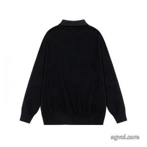 ブランド コピー 優良店人気モデル愛用 大好評アイテム 柔らかい雰囲気にまとめてセーターMONCLER