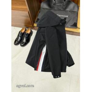 毎年定番 完売間近超人気 大人の品漂うMONCLERジャケットブランド コピー 専門店