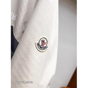 セールで格安 即日発送 高級感が溢れるジャケットブランド 偽物 激安MONCLER