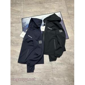 超激得大人気 即納品 激安大特価安いMONCLERスーパー コピー ブランド 専門ジャケット