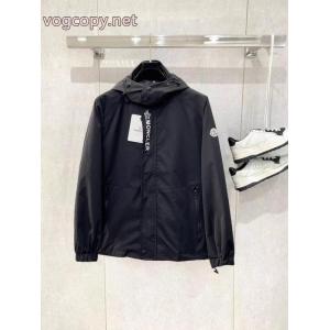 ブランド 偽物 通販ジャケットMONCLER冬の定番スタイル 大注目！ セレブ愛用　26新作